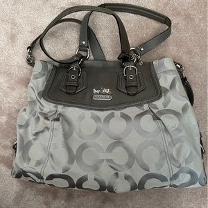 Coach medium size crossbody handbag